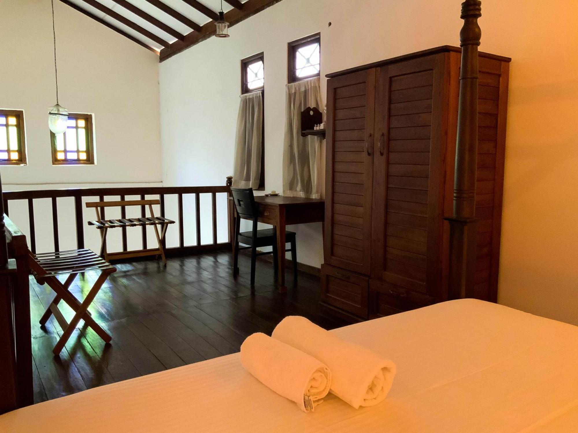 אהנגאמה Headman House Antique Villa - A Seaside Royal Stay מראה חיצוני תמונה