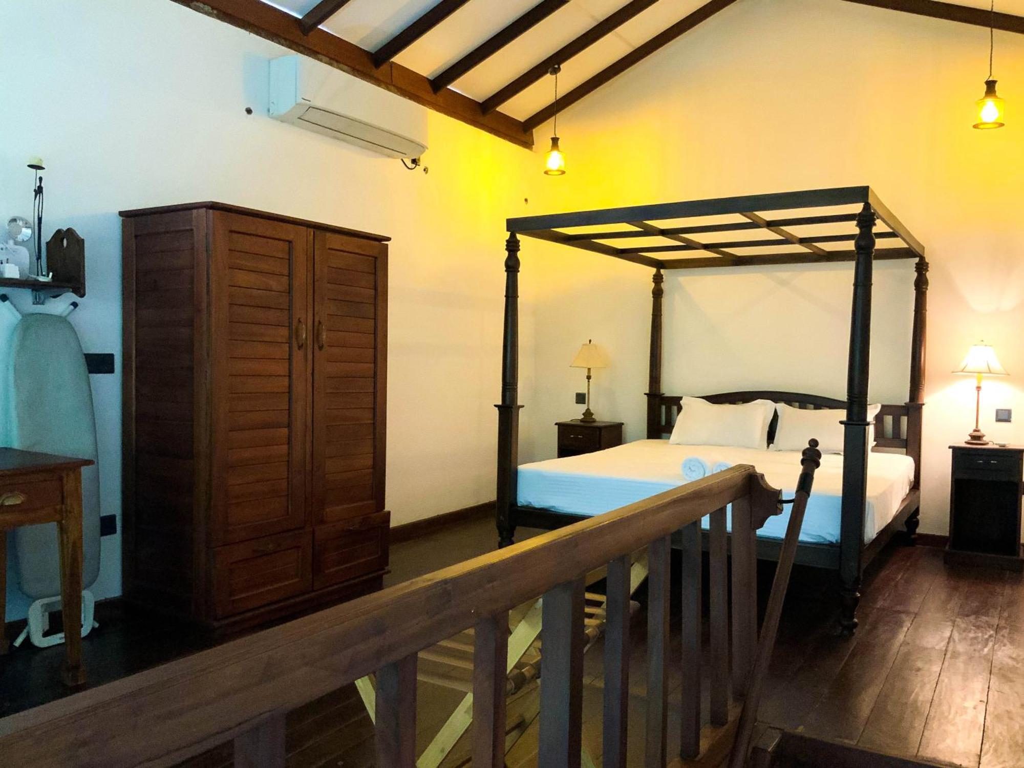 אהנגאמה Headman House Antique Villa - A Seaside Royal Stay מראה חיצוני תמונה