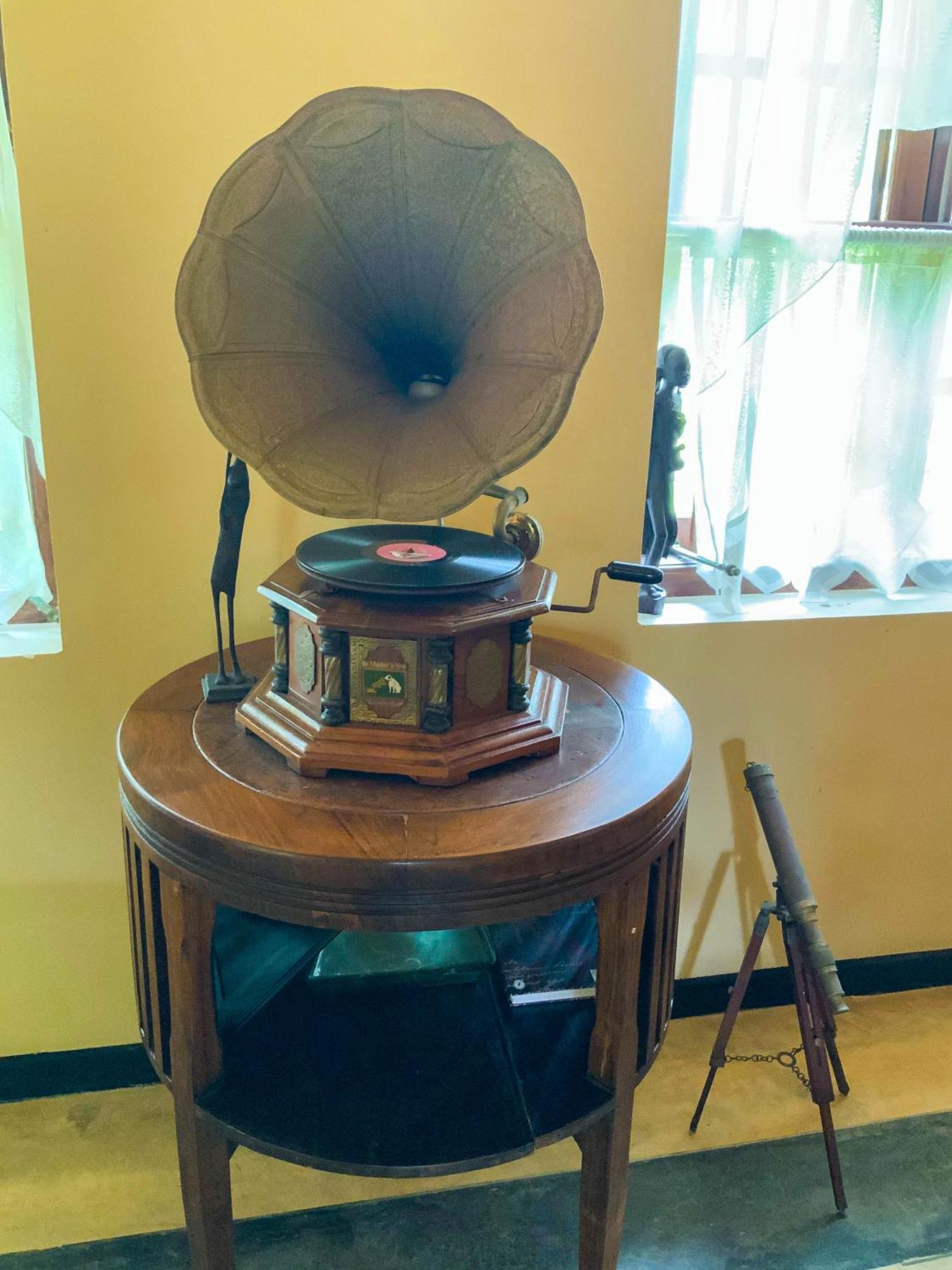 אהנגאמה Headman House Antique Villa - A Seaside Royal Stay מראה חיצוני תמונה