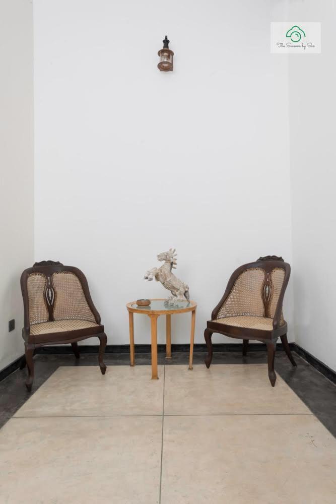 אהנגאמה Headman House Antique Villa - A Seaside Royal Stay מראה חיצוני תמונה