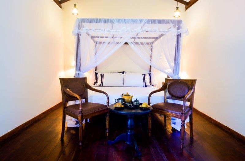אהנגאמה Headman House Antique Villa - A Seaside Royal Stay מראה חיצוני תמונה